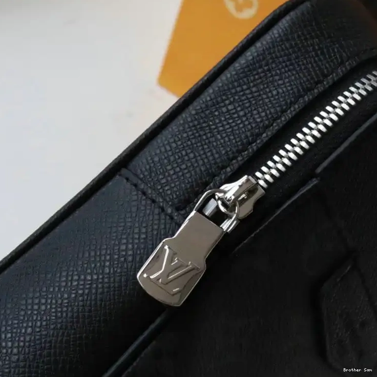 Brother Sam LV 2106DJ0100 Bags 0510